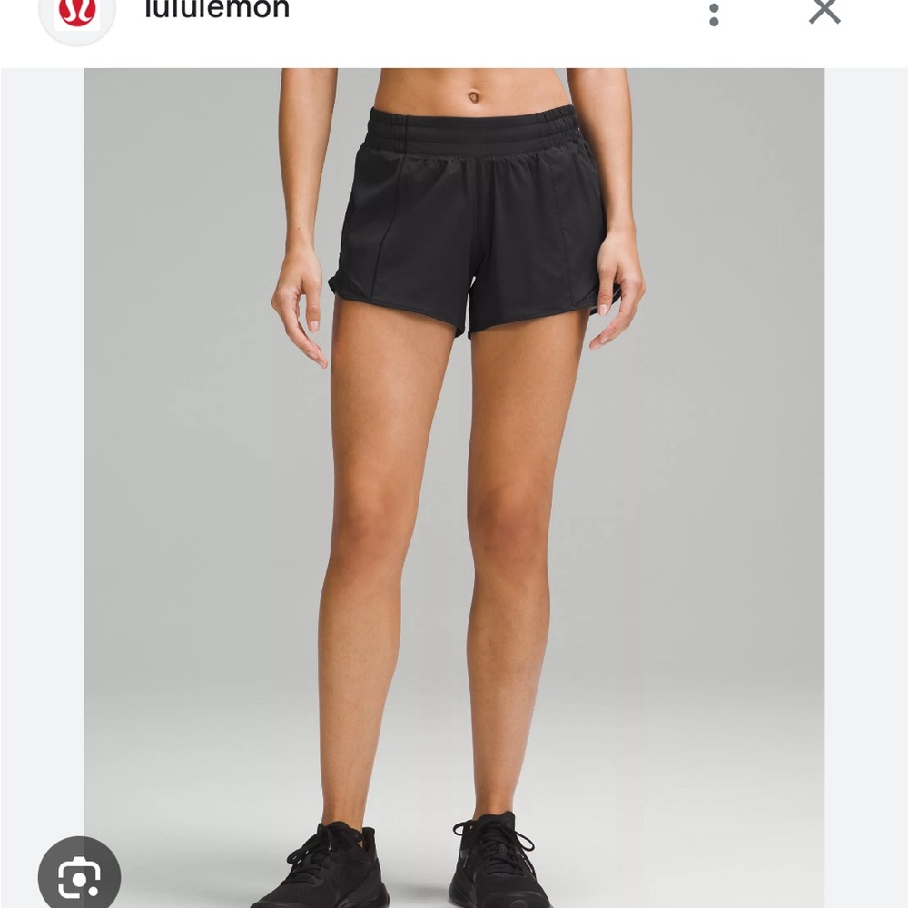 Lululemon Low Rise Hotty Hot Shorts 4”